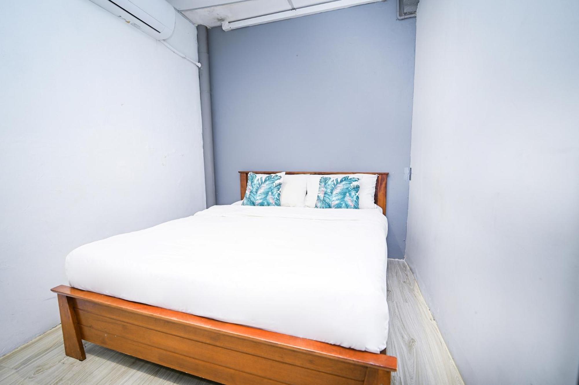 Swing & Pillows @ Beach Street George Town Exterior foto
